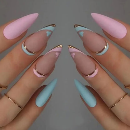 Glamorous Black Almond Stiletto Nails-14